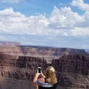 Meet your Posher, Jodi